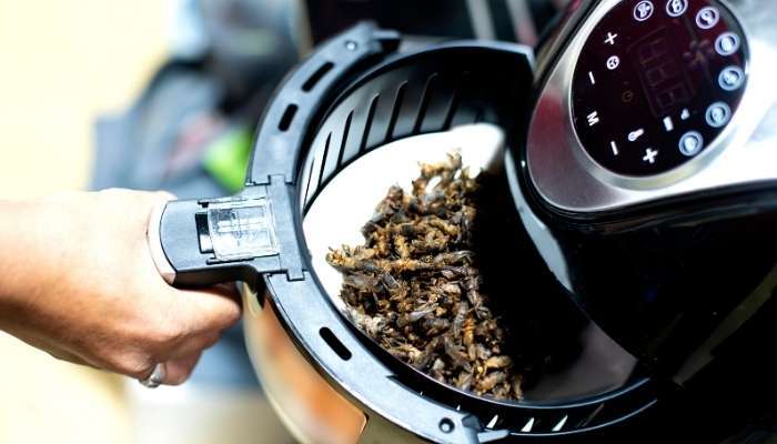 How to Clean Air Fryer Basket